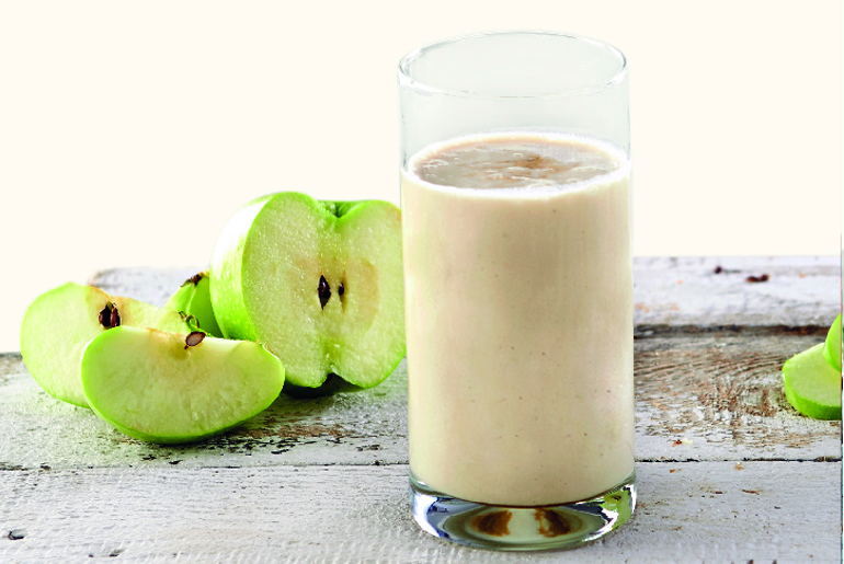 shake with apple