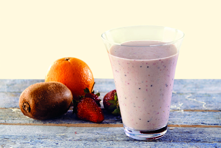 shakes with strawberry and kiwi